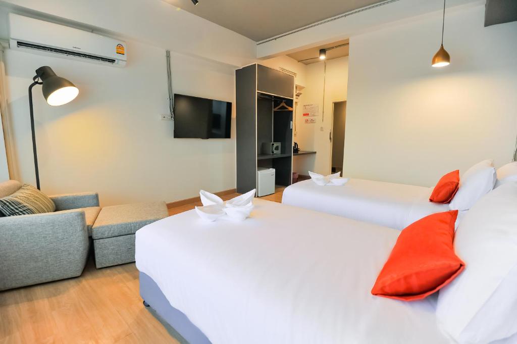 7 Days Premium Hotel Pattaya, Pattaya South - Hotel WebSite. Prices ...